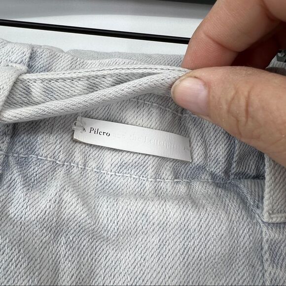 Shorts - Picture 8 of 12